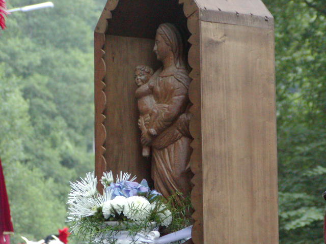 Statue de Notre-Dame de Lumière - Virelles