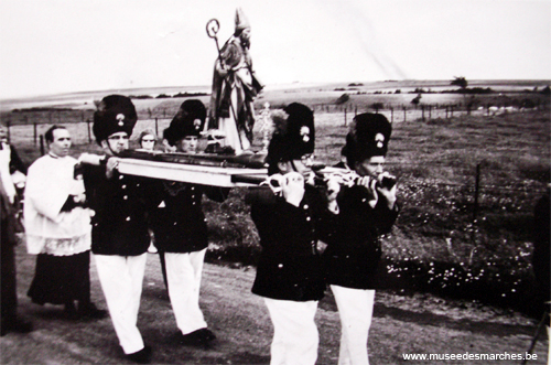 Grenadiers portant saint Eloi